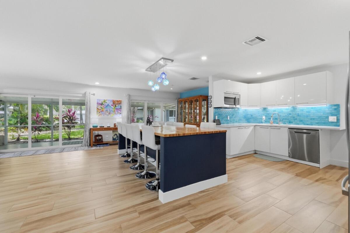 904 W Cypress Lane V-46