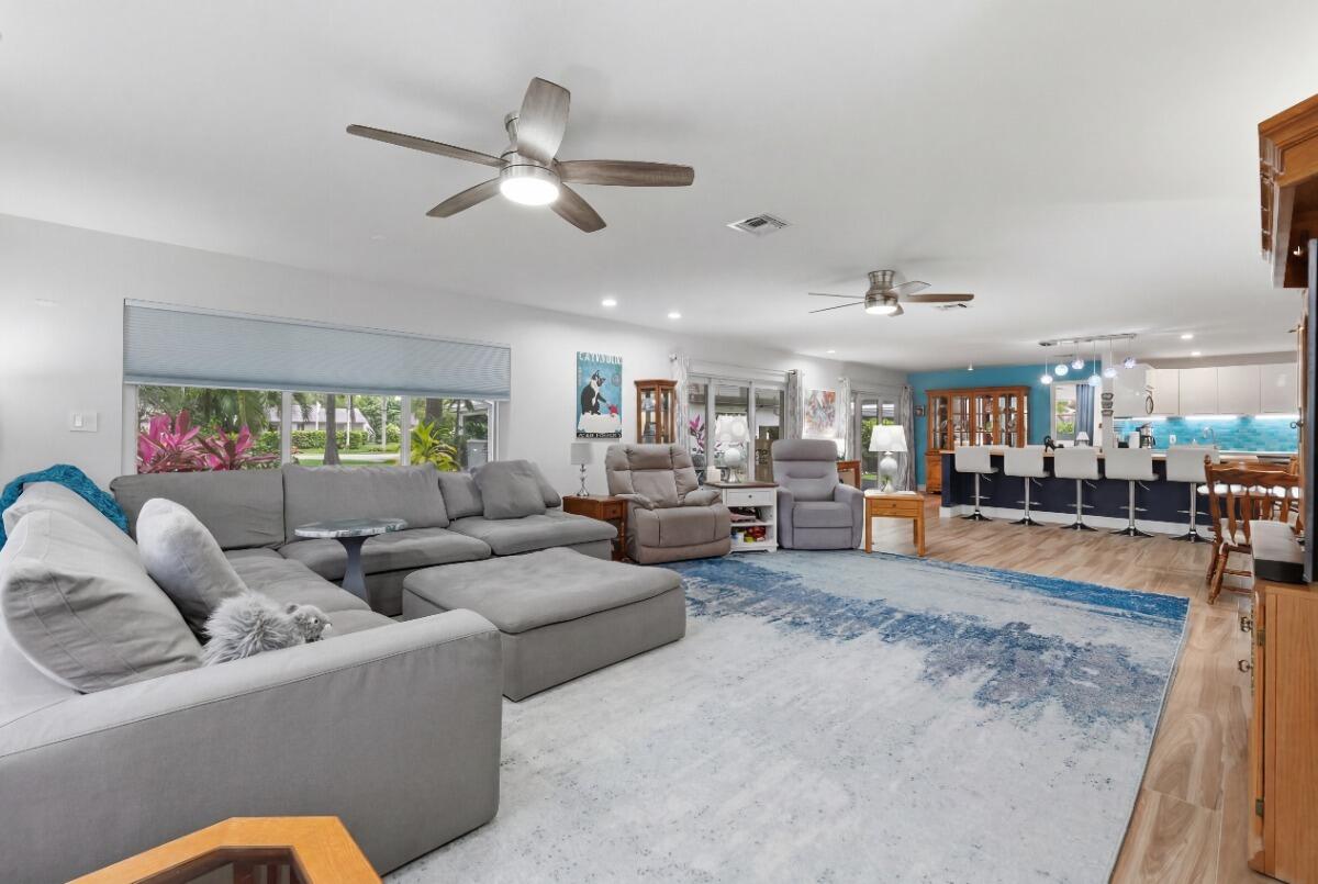 904 W Cypress Lane V-46