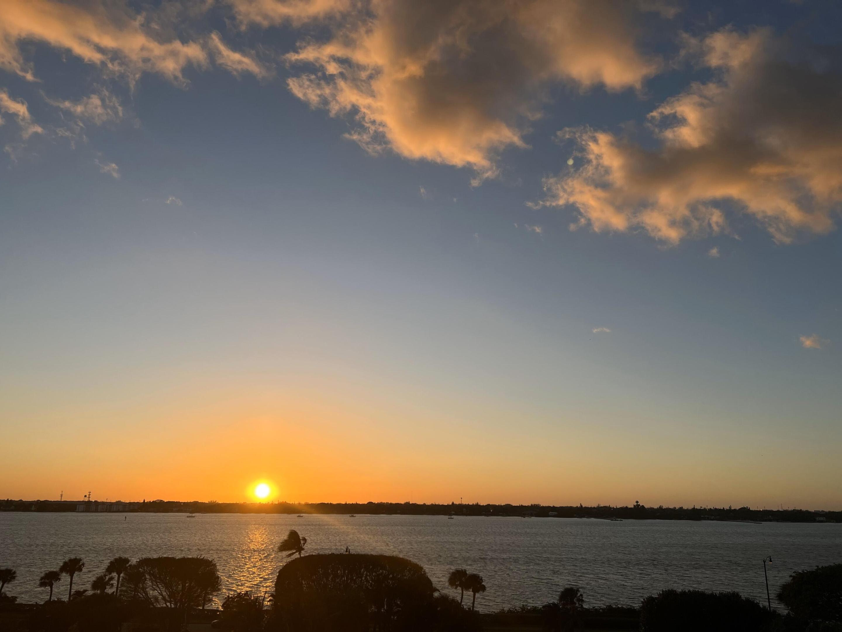 DORCHESTER OF PALM BEACH CONDO - Residential