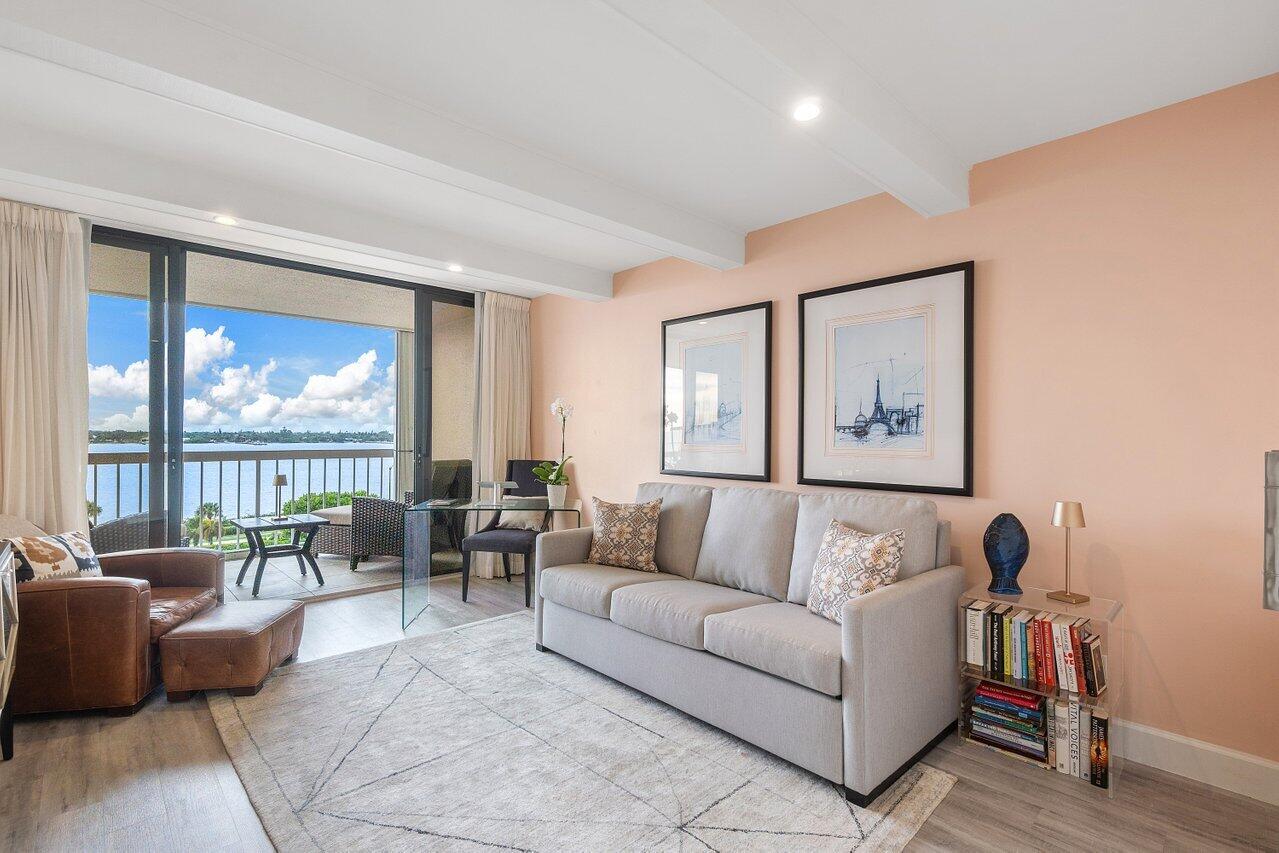 DORCHESTER OF PALM BEACH CONDO - Residential