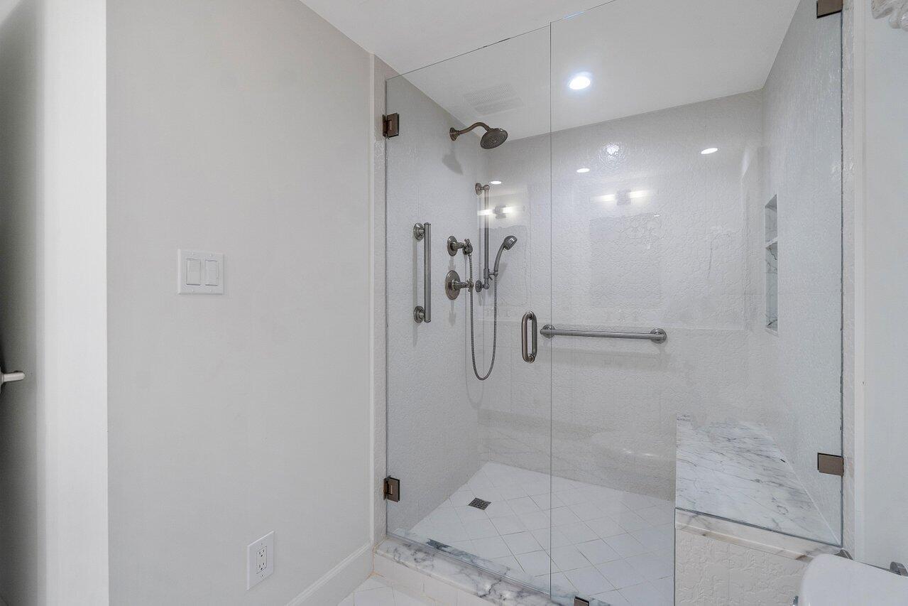 DORCHESTER OF PALM BEACH CONDO - Residential