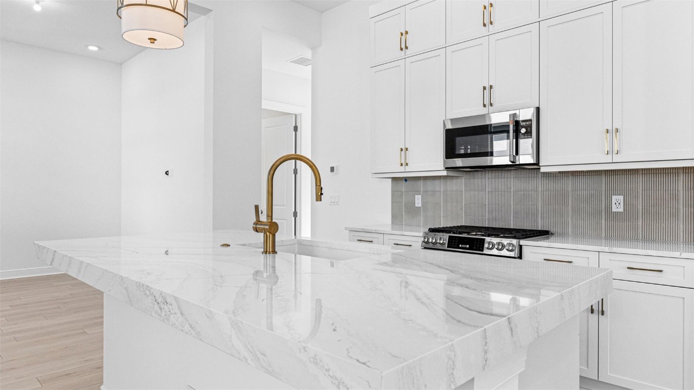 CRESSWIND PALM BEACH - Residential