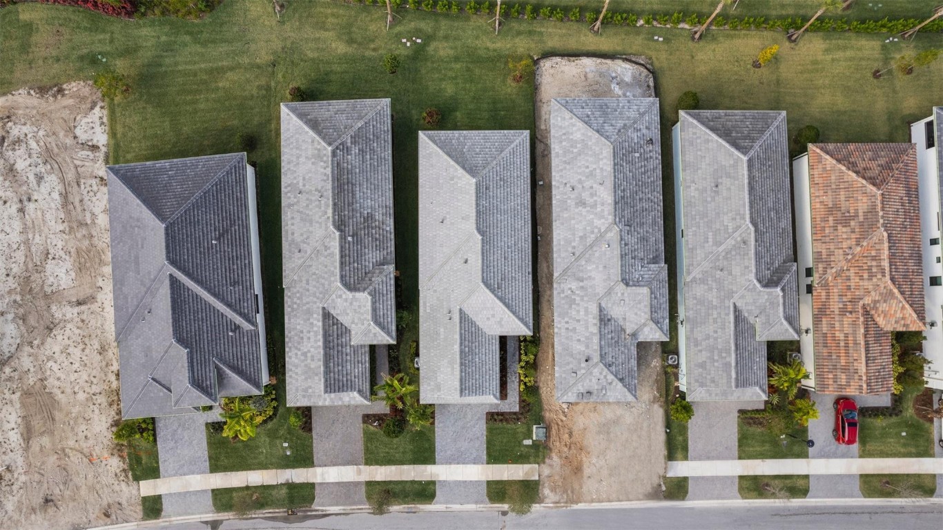 CRESSWIND PALM BEACH - Residential