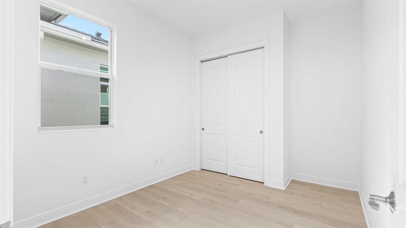 CRESSWIND PALM BEACH - Residential