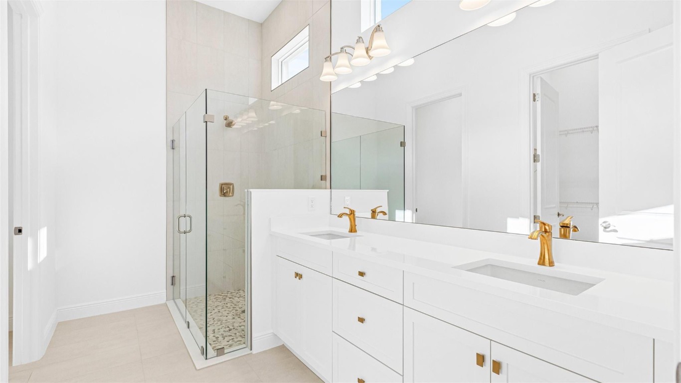 CRESSWIND PALM BEACH - Residential