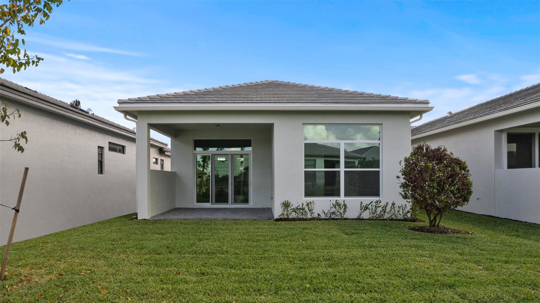 CRESSWIND PALM BEACH - Residential