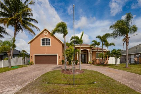 Single Family Residence in Port St Lucie FL 376 Kestor Drive Dr.jpg