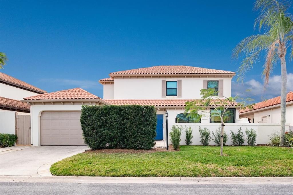 Photo of 1484 ViA Del Sol, Jupiter, FL 33477 (MLS # R10788614)