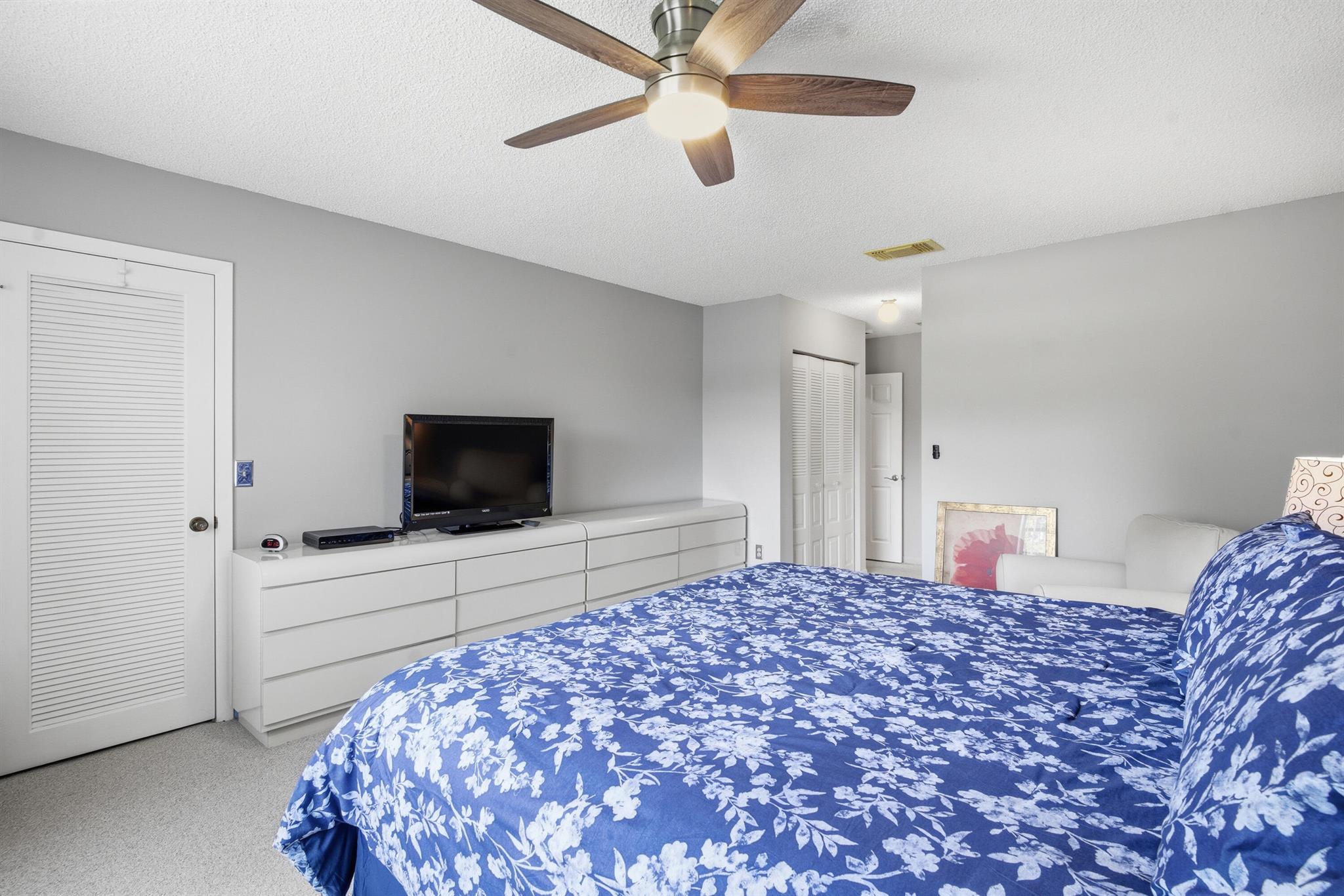 PINES OF BOCA LAGO CONDO - Residential Lease