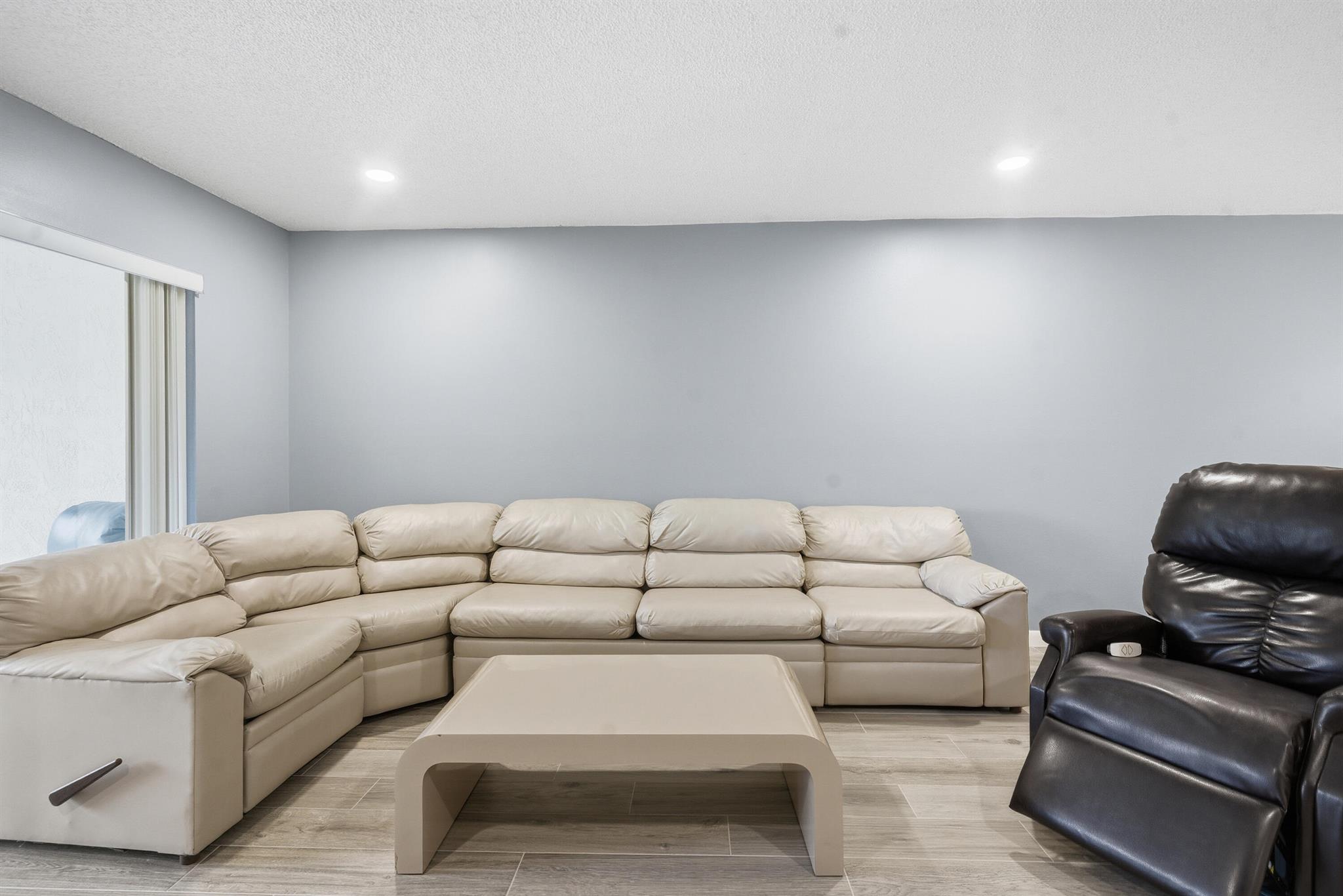 PINES OF BOCA LAGO CONDO - Residential Lease