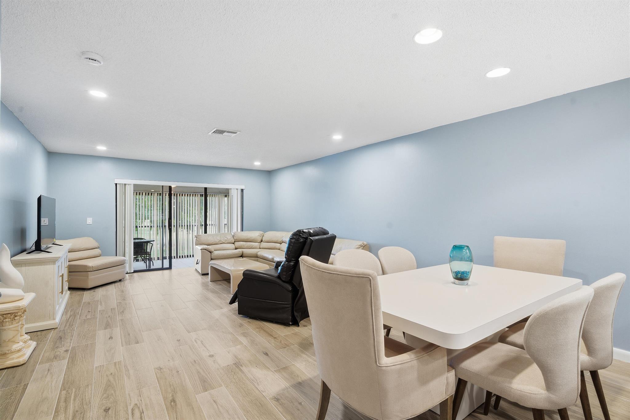 PINES OF BOCA LAGO CONDO - Residential Lease