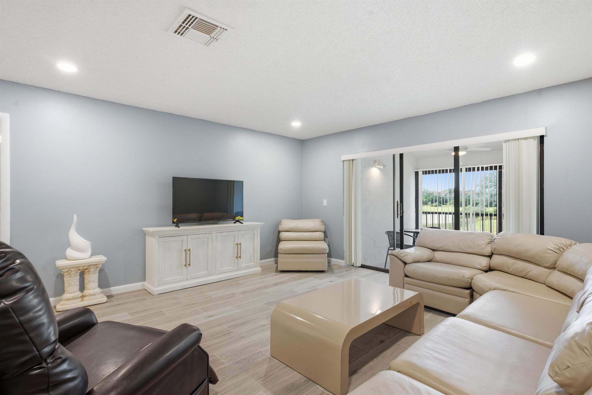 PINES OF BOCA LAGO CONDO - Residential Lease
