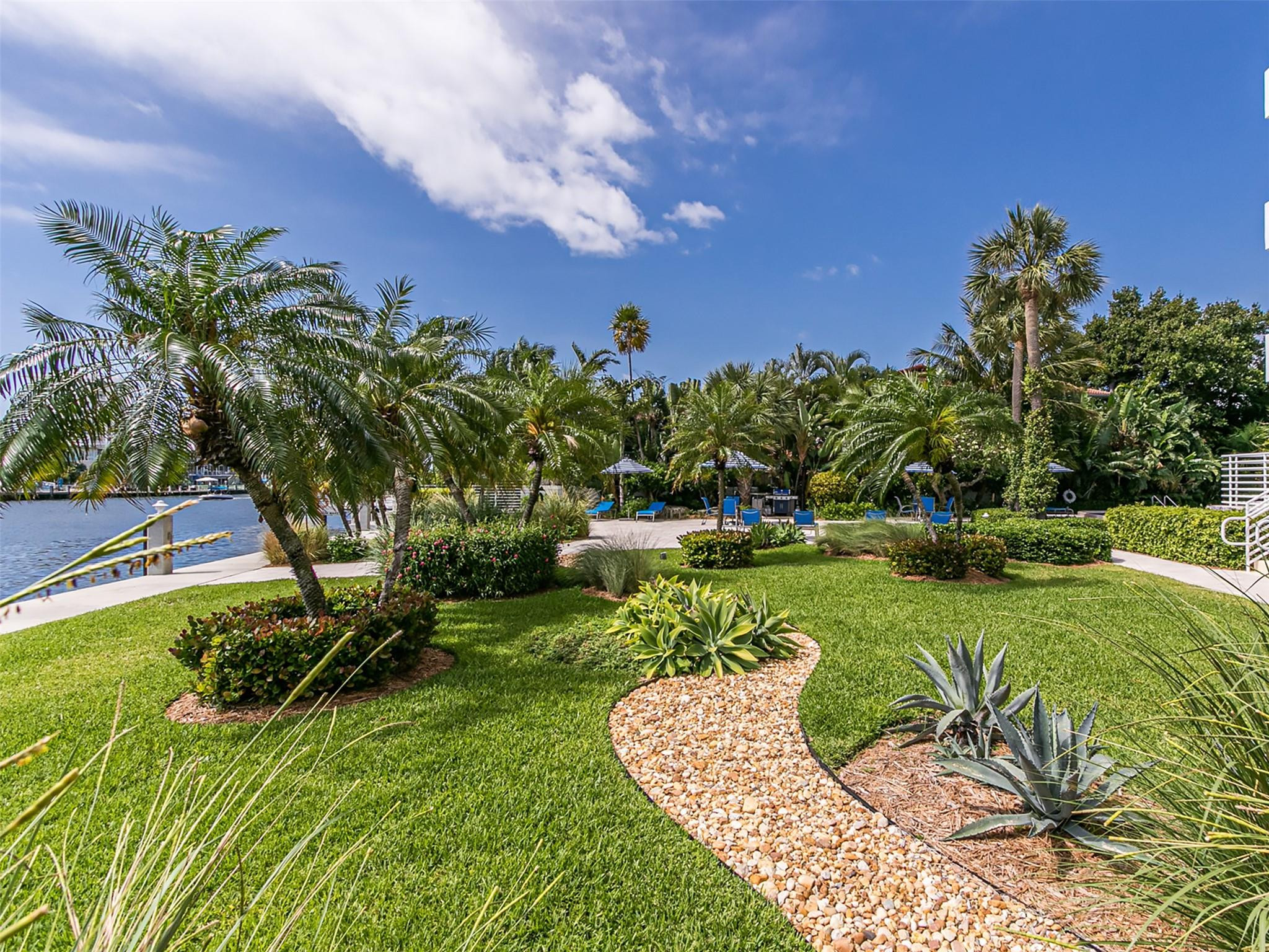 Sunrise Tower - Residential