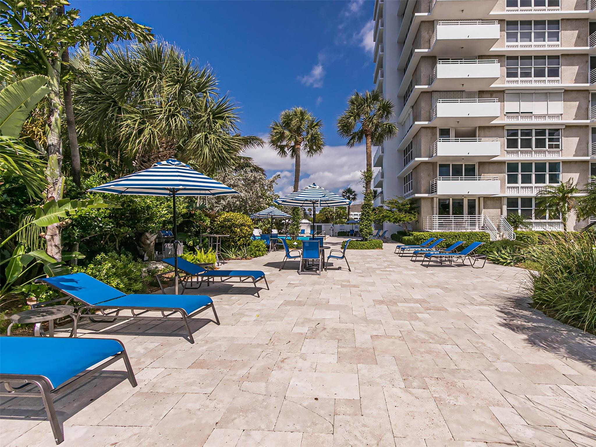 Sunrise Tower - Residential