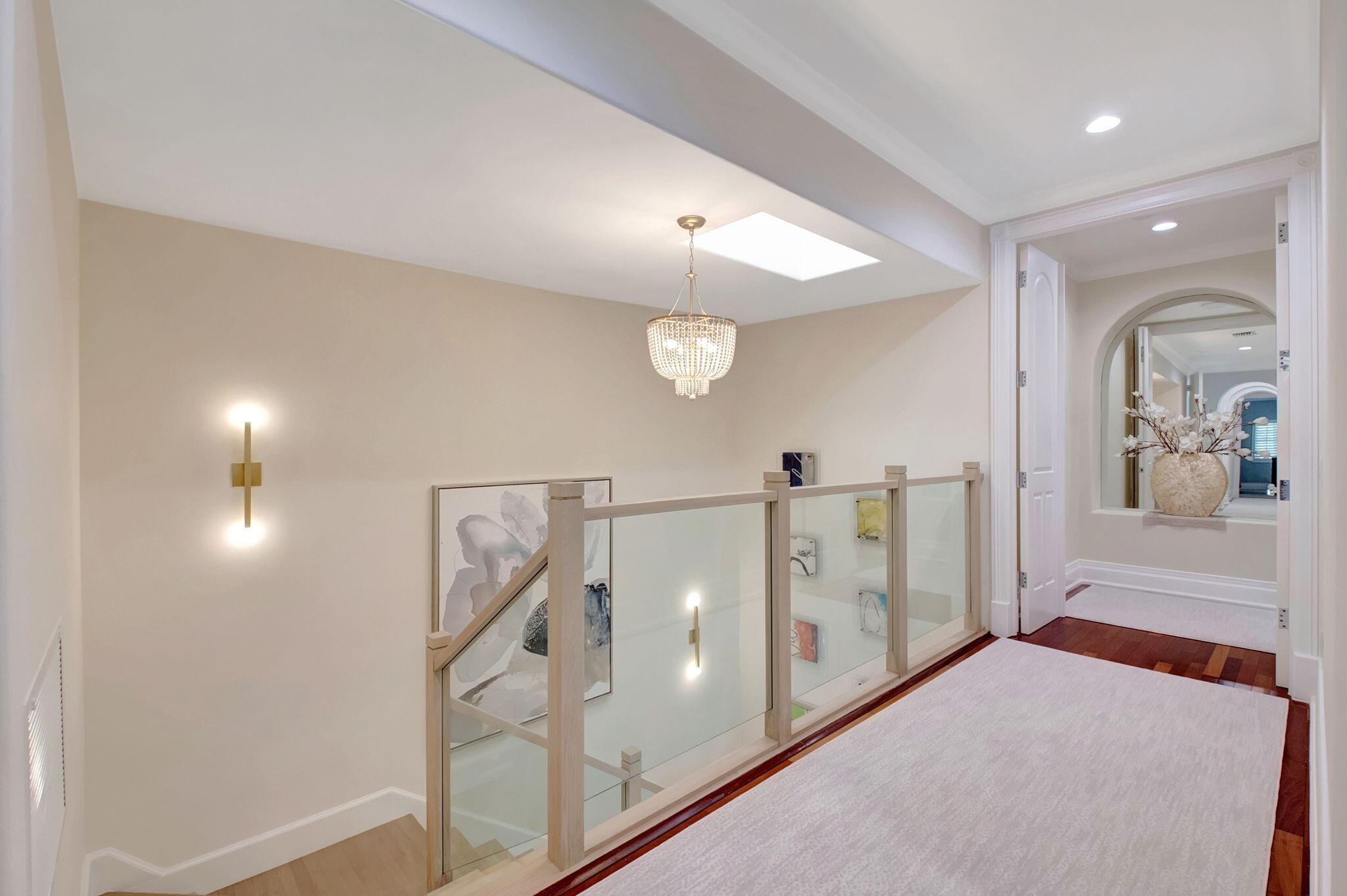 LANDINGS - Residential