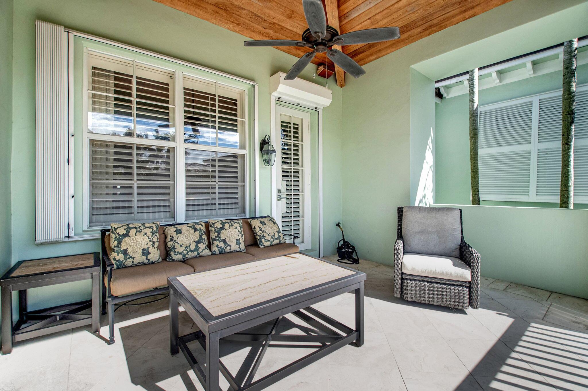 LANDINGS - Residential