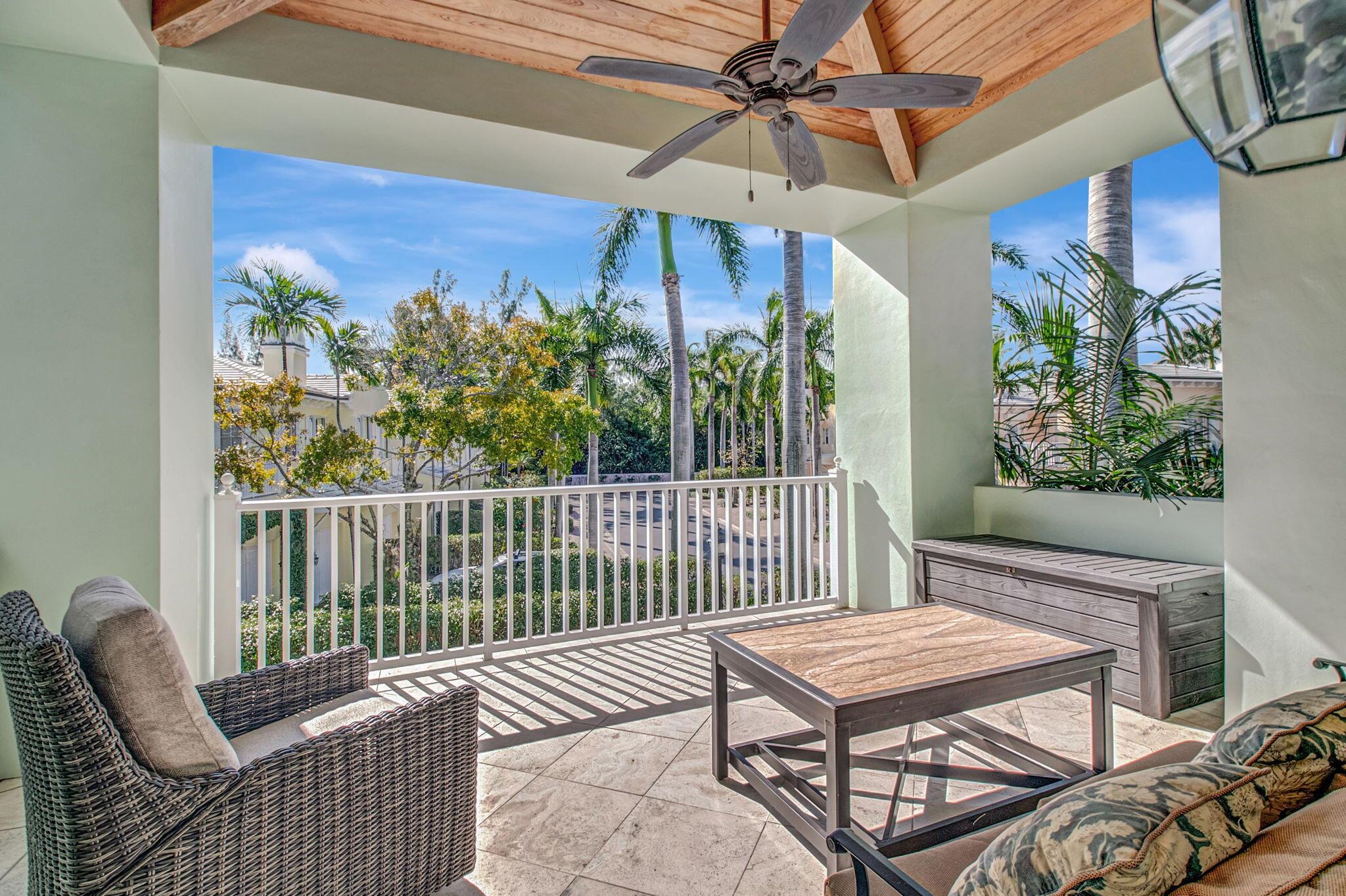 LANDINGS - Residential