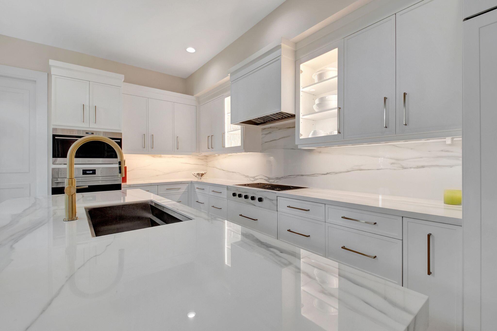 LANDINGS - Residential