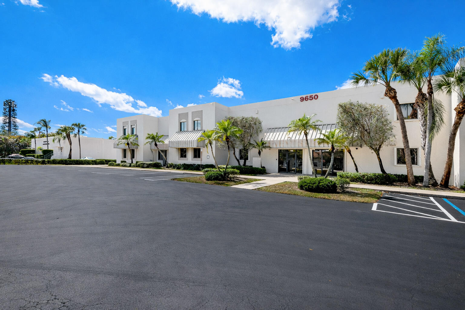 3650 Coral Ridge Drive 103