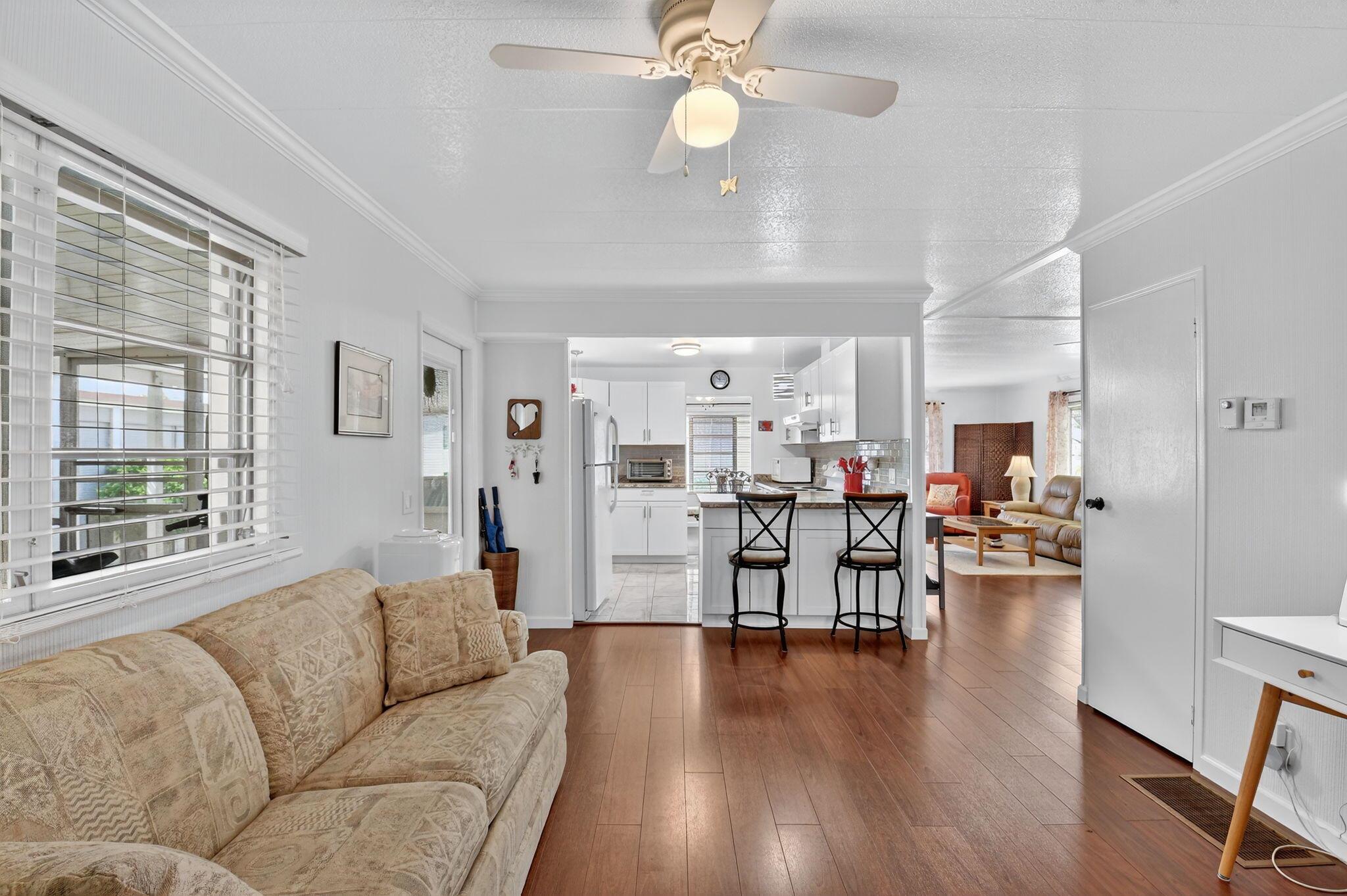 JAMAICA BAY MOBILE HOME C - Residential