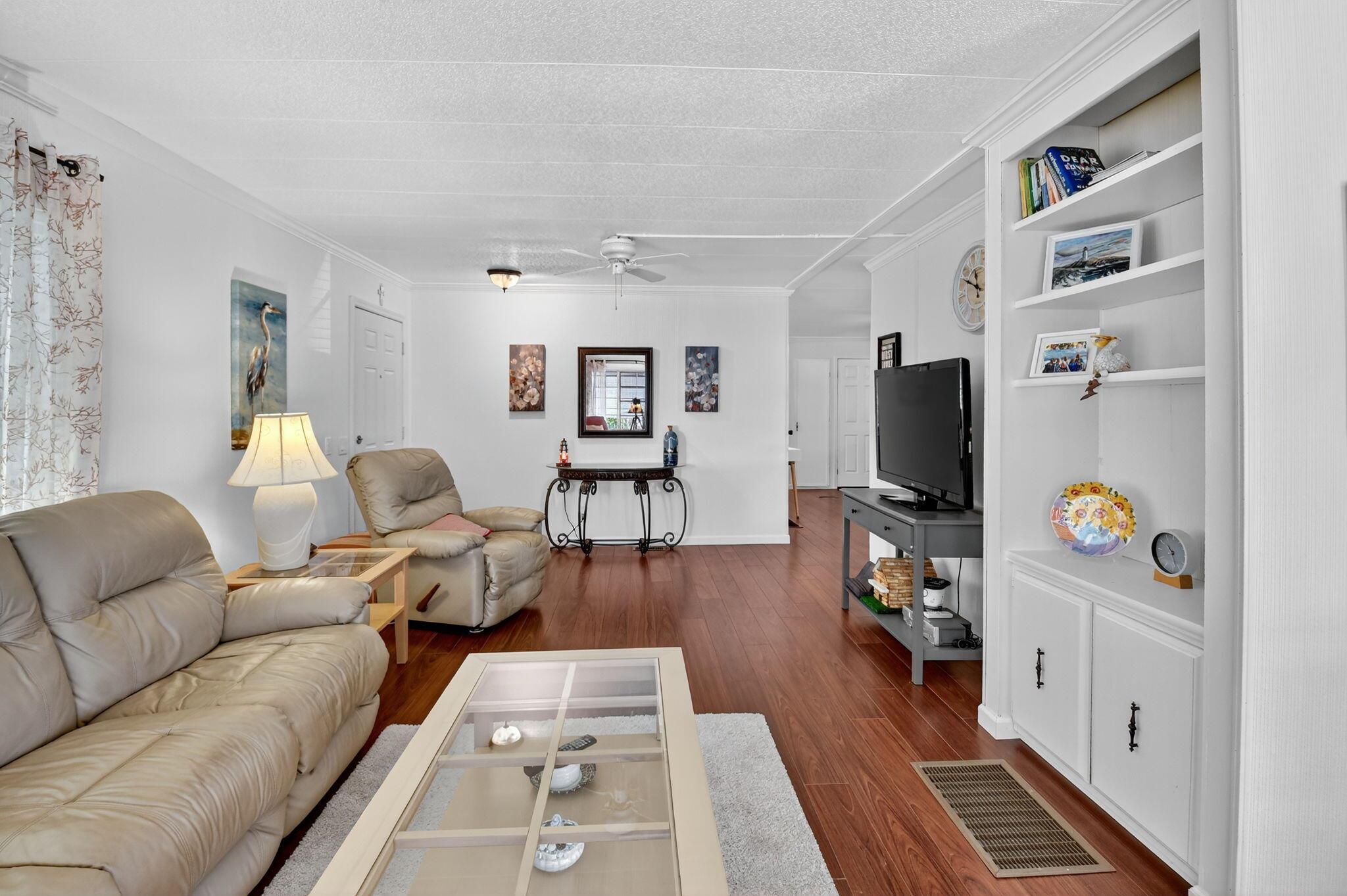 JAMAICA BAY MOBILE HOME C - Residential