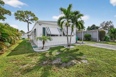 8008 Esperanza Bay Boynton Beach FL 33436