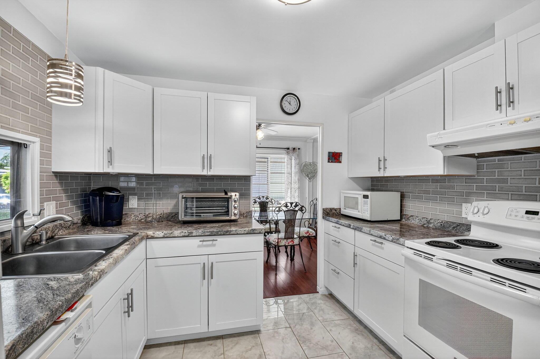 View photos, virtual tours, details... 8008 Esperanza Bay