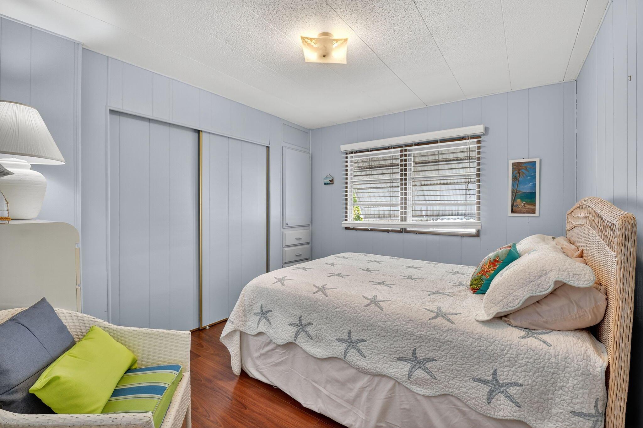 JAMAICA BAY MOBILE HOME C - Residential