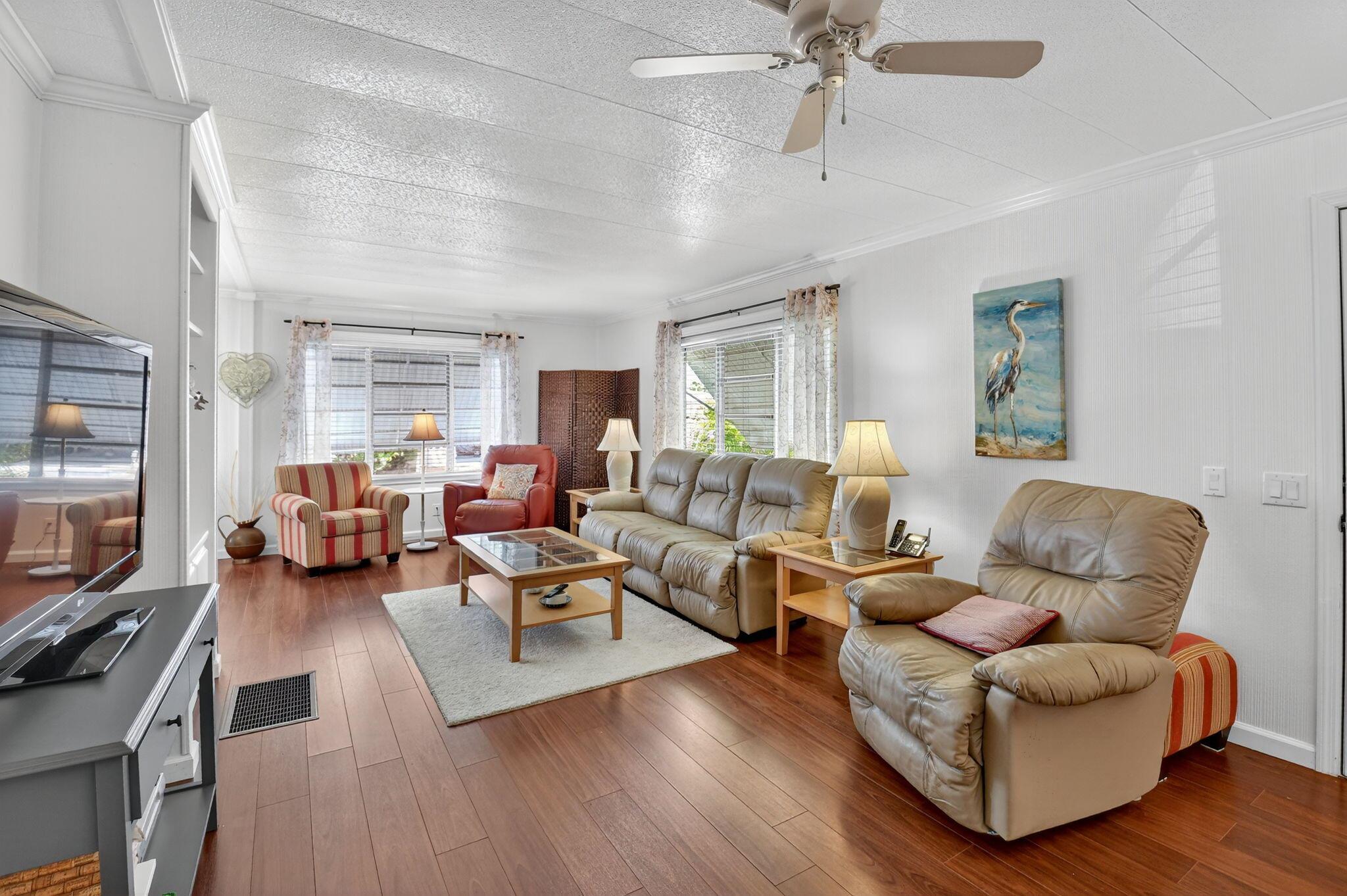 JAMAICA BAY MOBILE HOME C - Residential