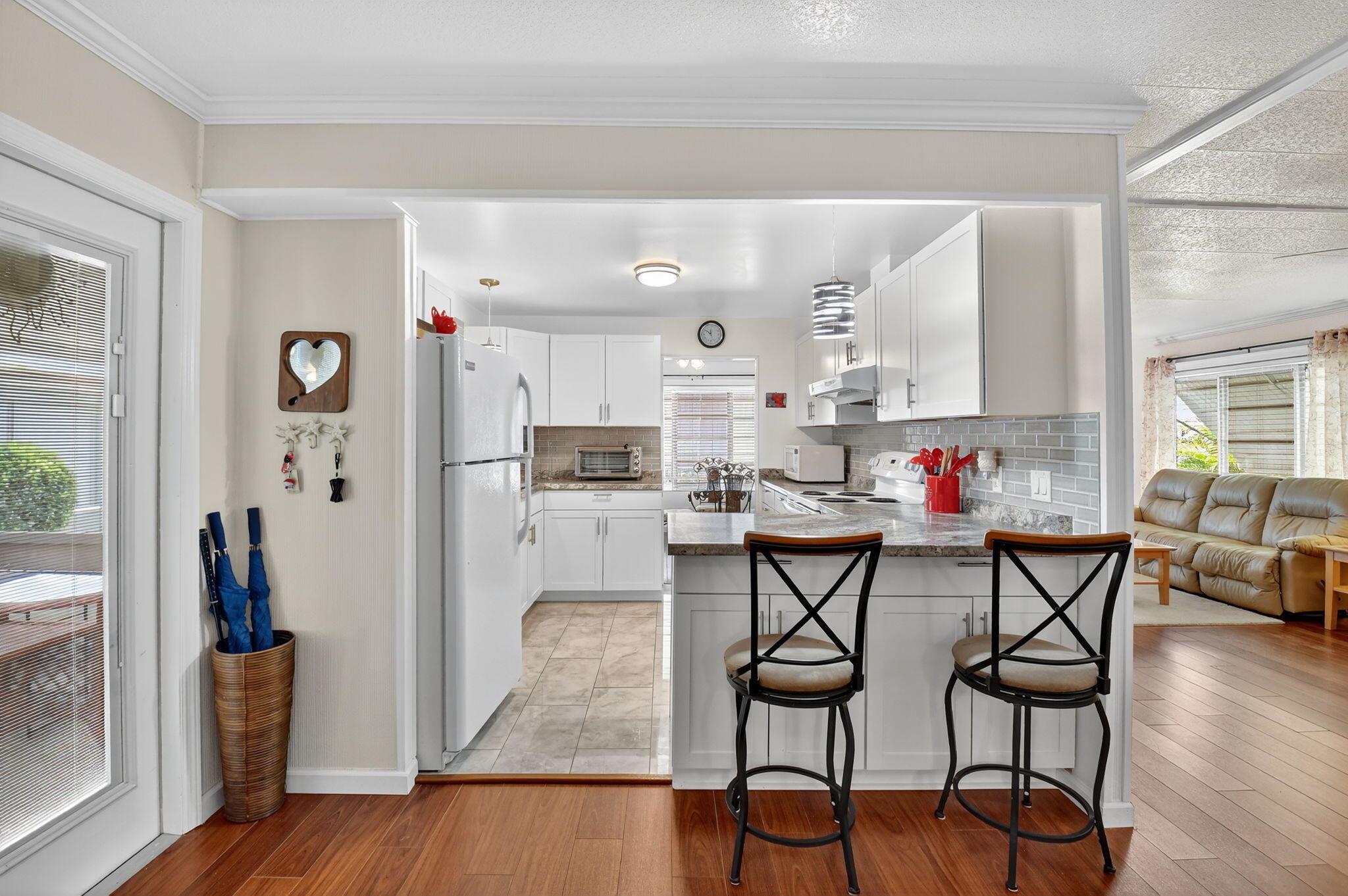 JAMAICA BAY MOBILE HOME C - Residential