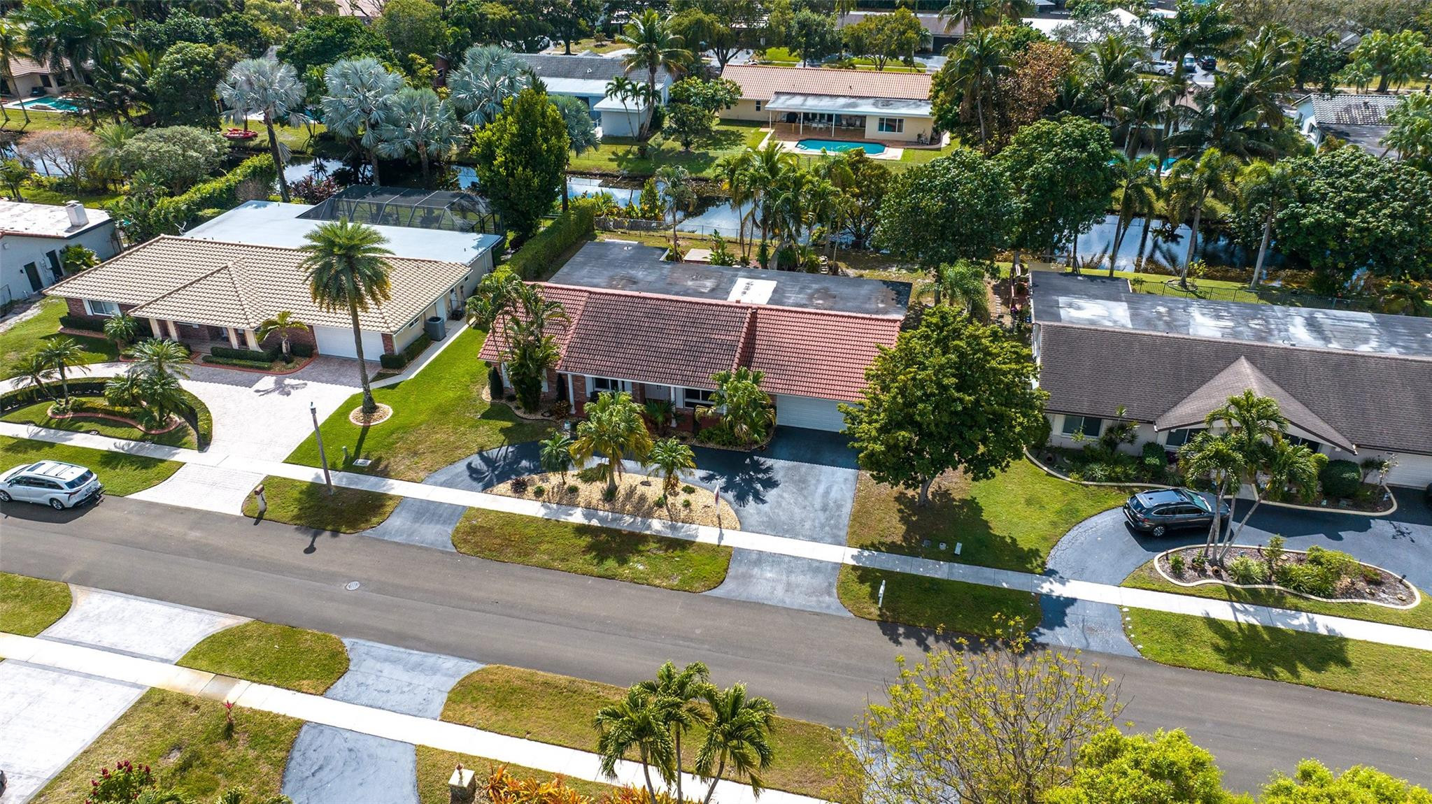 New Orleans Villas 81-21 - Residential