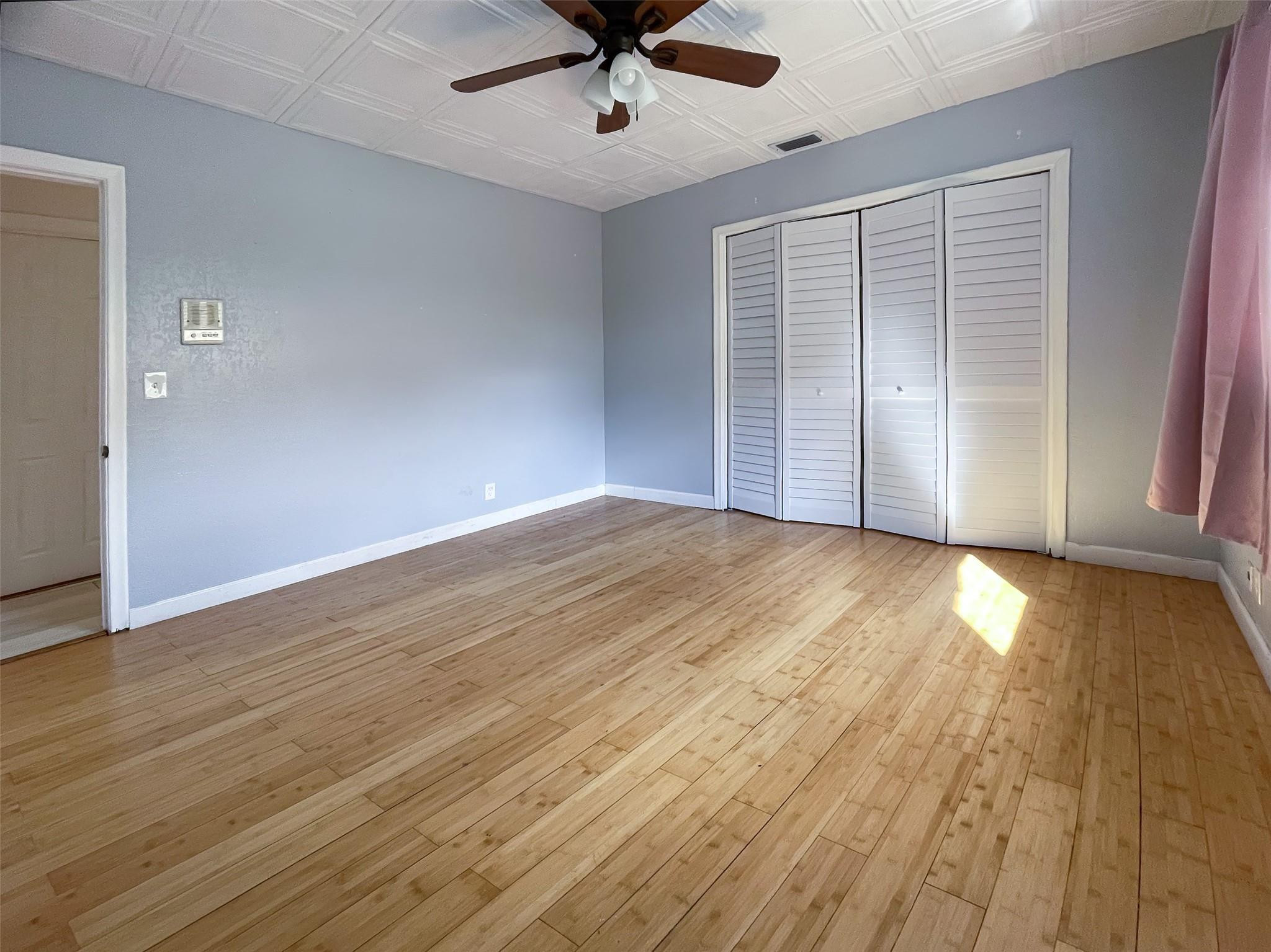 New Orleans Villas 81-21 - Residential