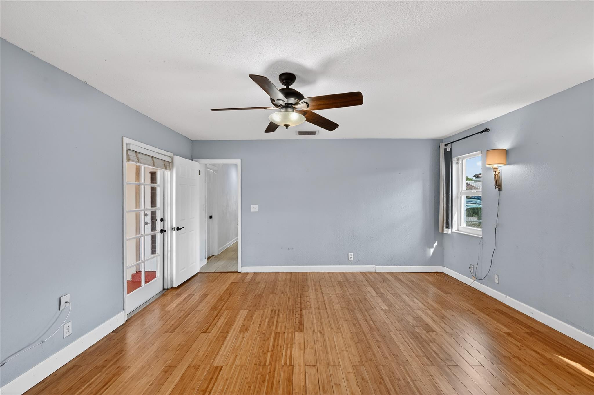 New Orleans Villas 81-21 - Residential