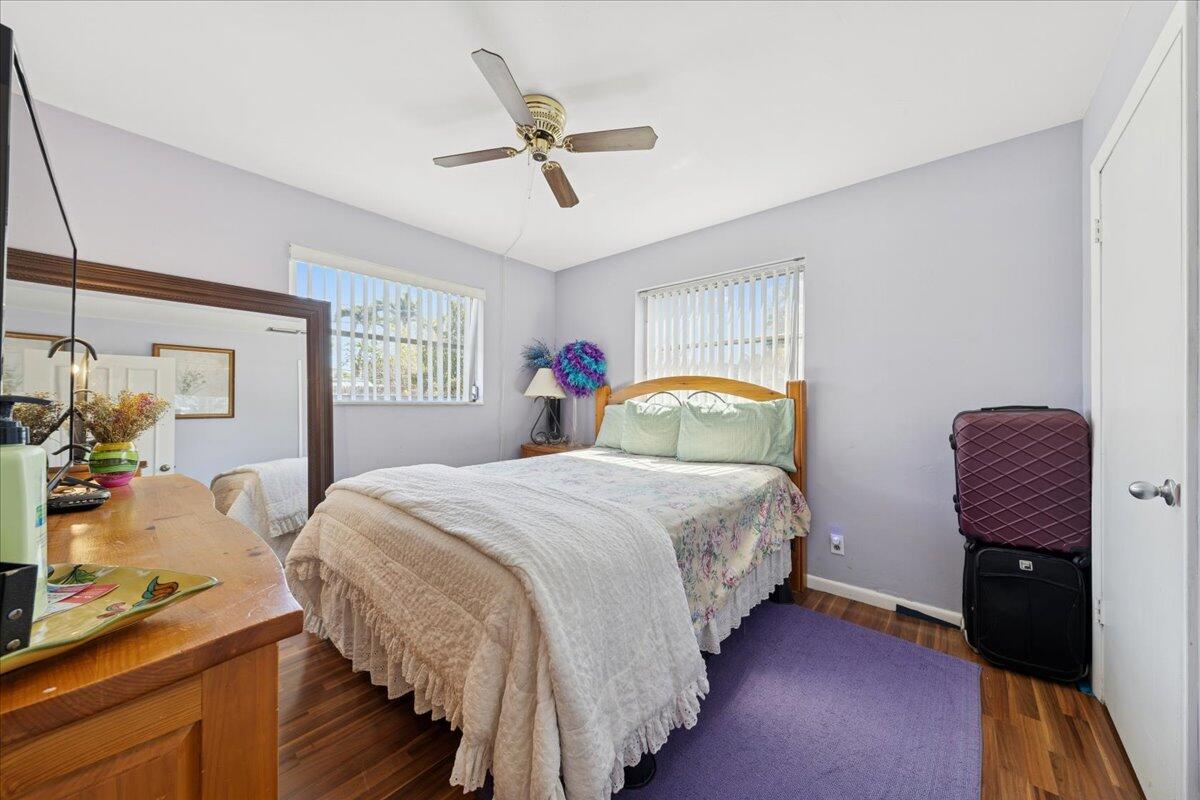 FOREST HILL PARK - Residential