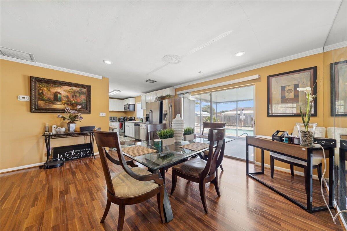 FOREST HILL PARK - Residential