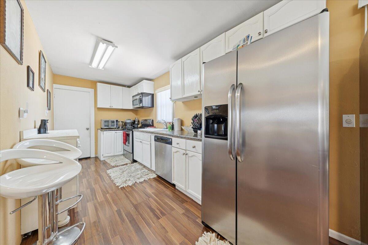 FOREST HILL PARK - Residential