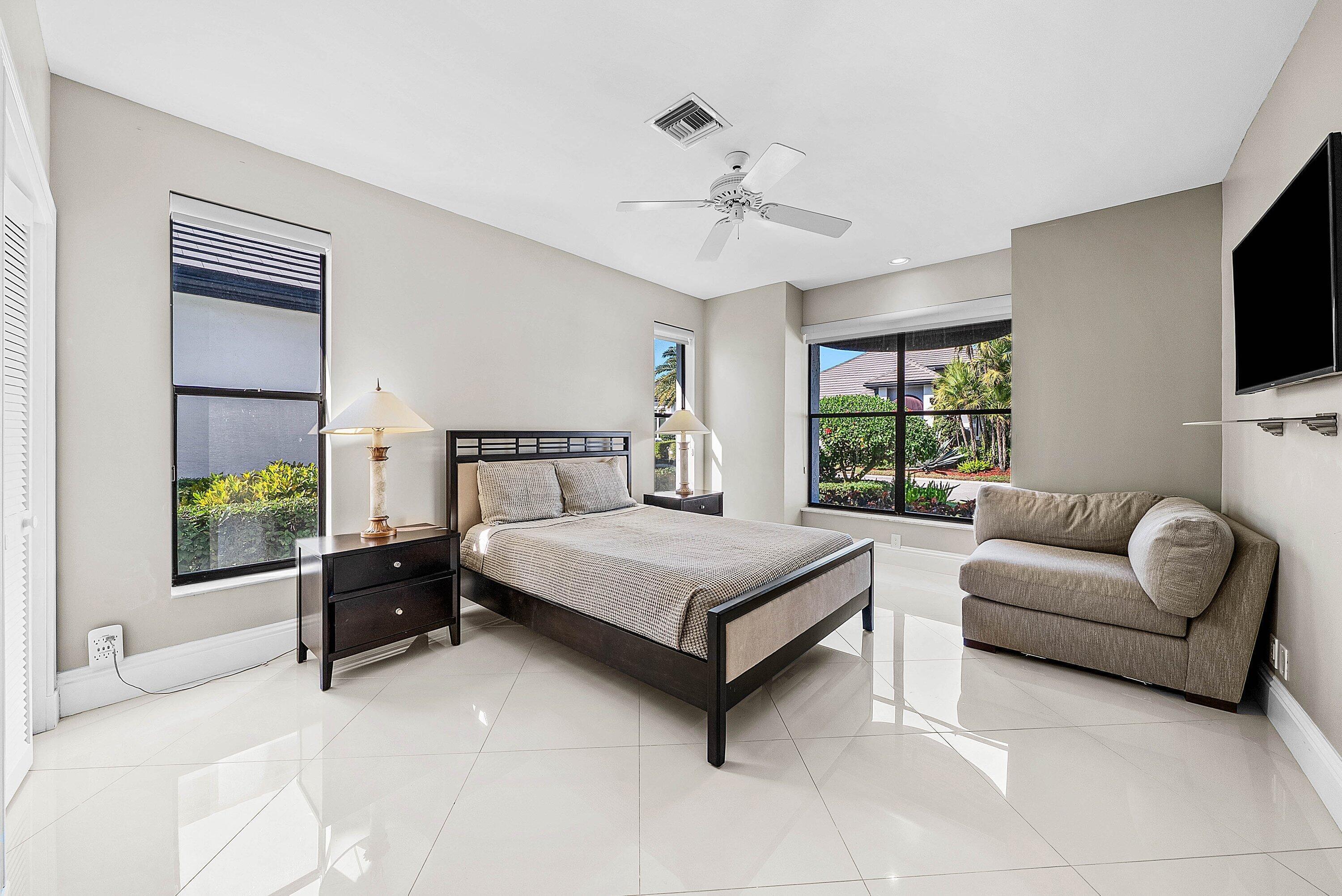 STEEPLE CHASE / POLO CLUB - Residential