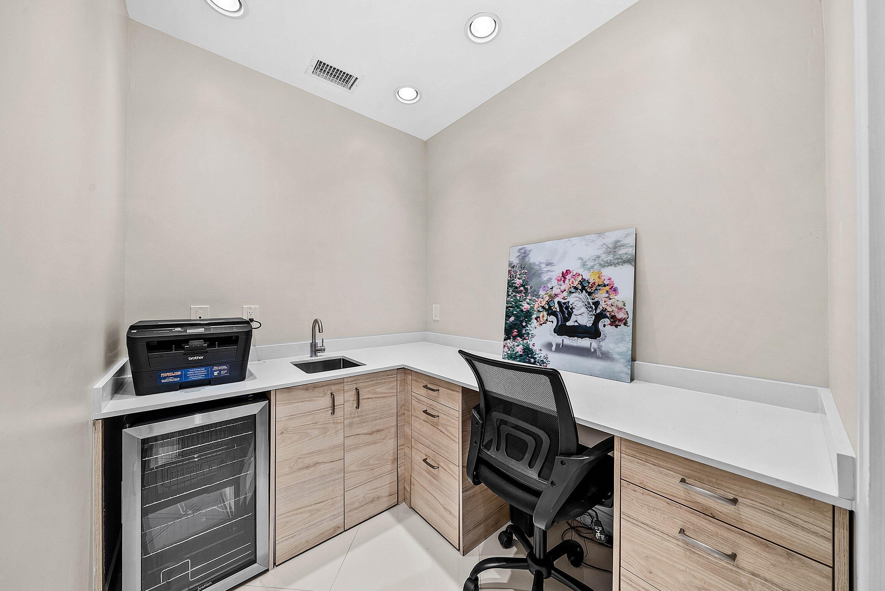 STEEPLE CHASE / POLO CLUB - Residential