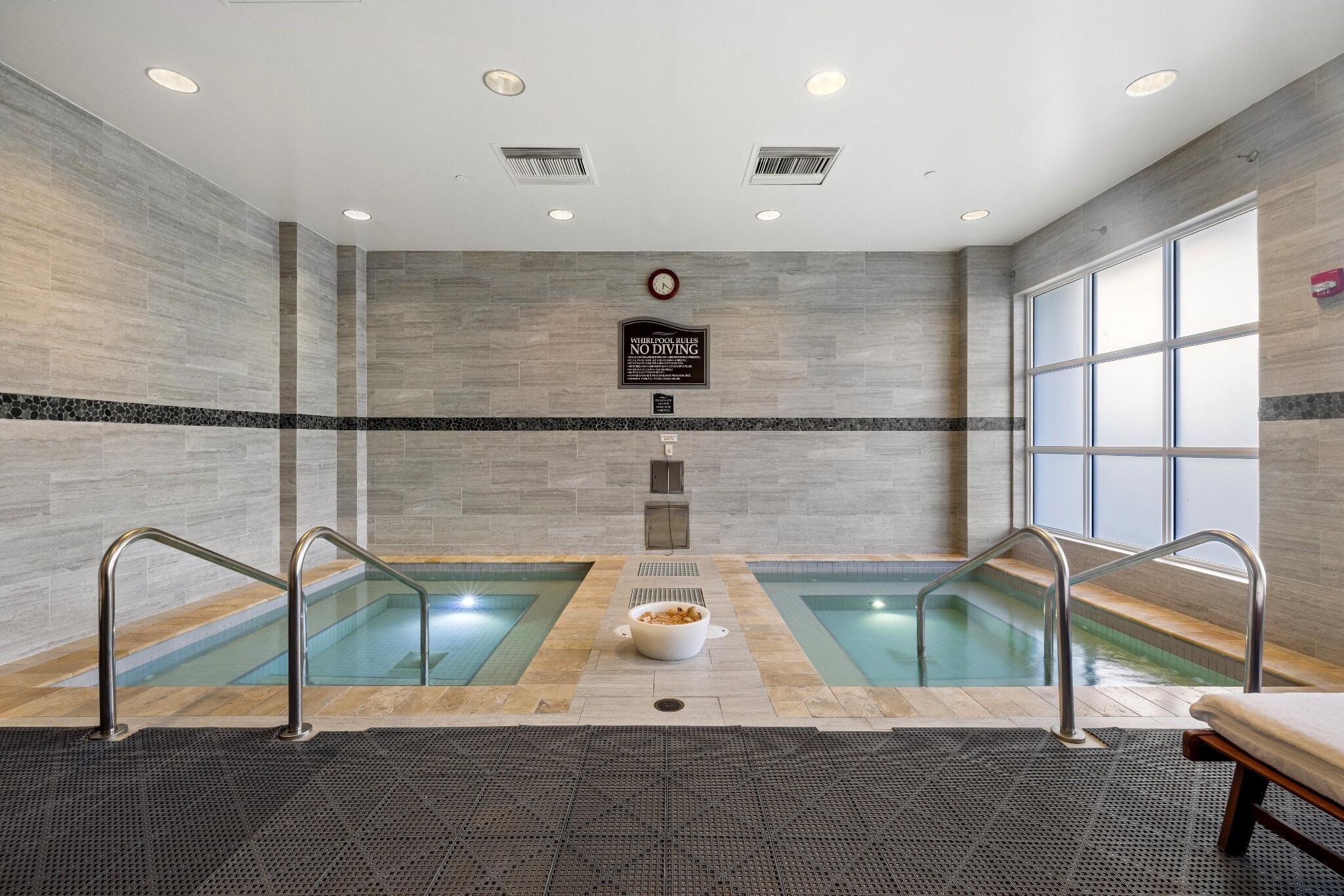 STEEPLE CHASE / POLO CLUB - Residential