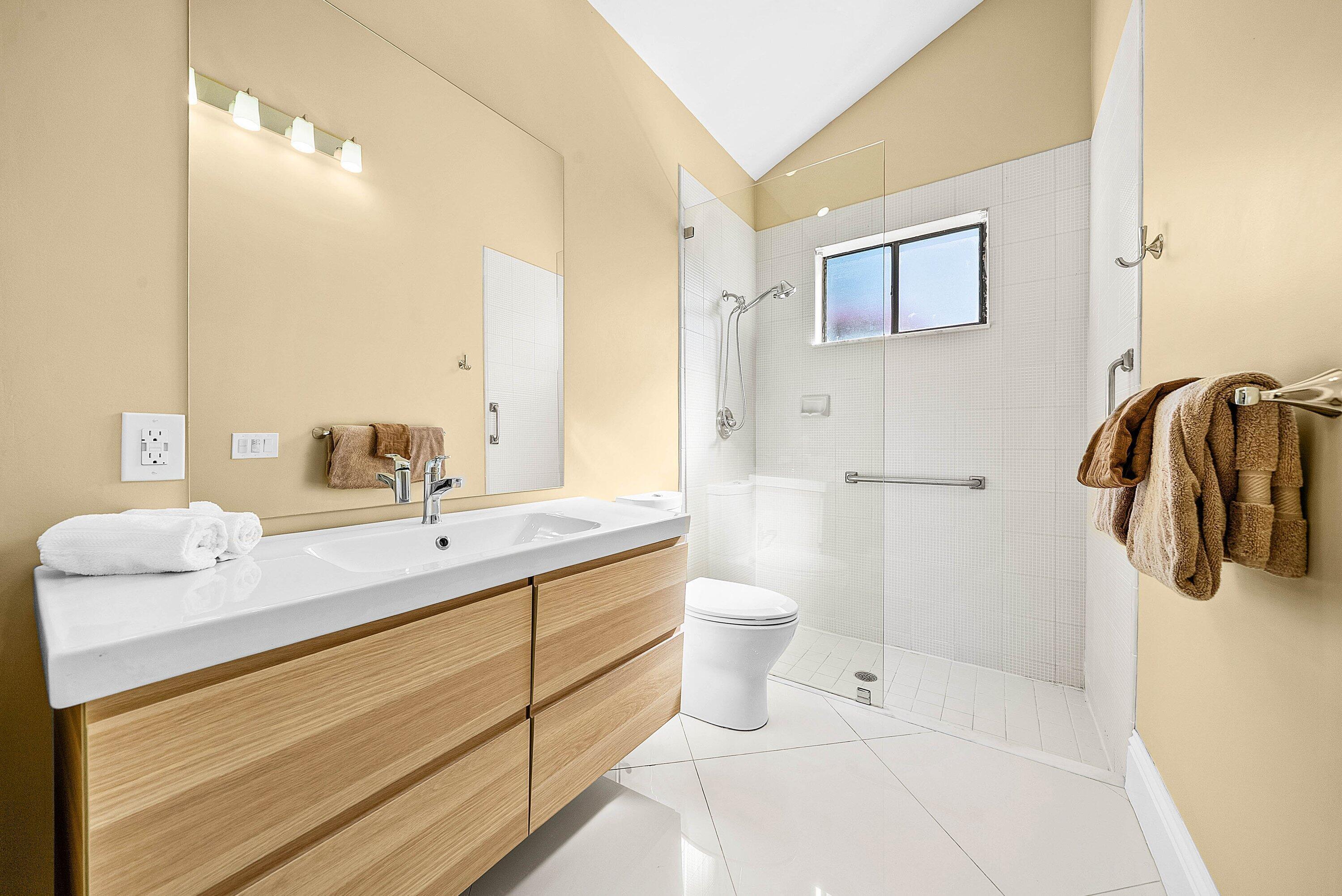 STEEPLE CHASE / POLO CLUB - Residential