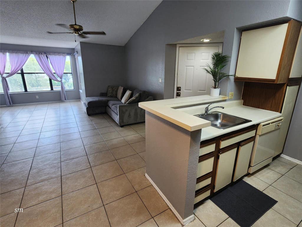Photo of 2866 S University Drive #5308, Davie, FL 33328 (MLS # B26058445)
