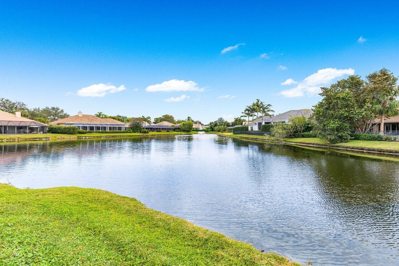 4 Halidon Court