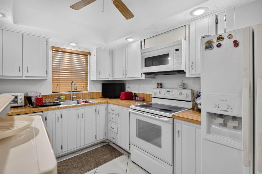 Photo of 5860 NW 44TH Street #510, Lauderhill, FL 33319 (MLS # B26077732)