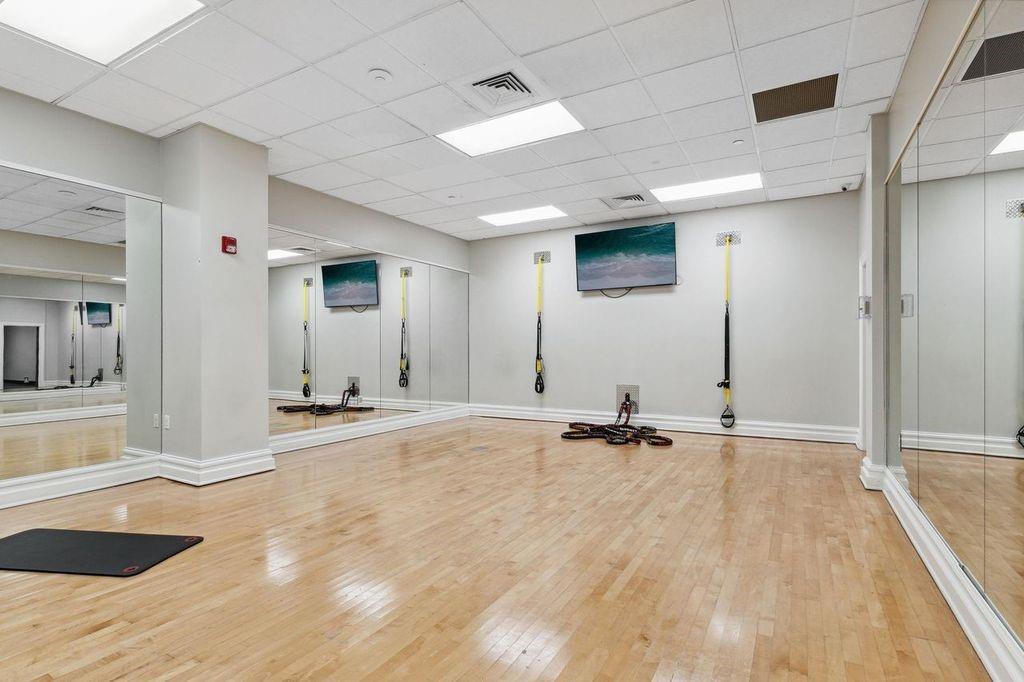 The Wave Condo - Residential Lease