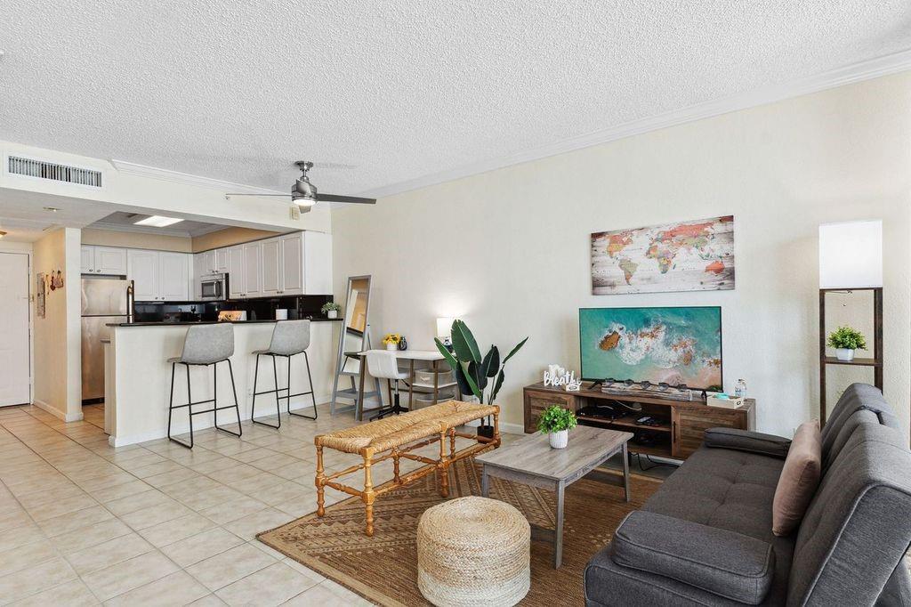 The Wave Condo - Residential Lease