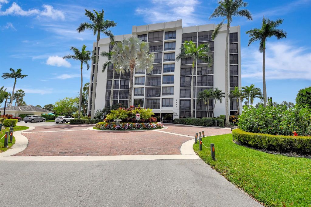 Photo of 6895 Willow Wood Dr #1031, Boca Raton, FL 33434 (MLS # R11078438)