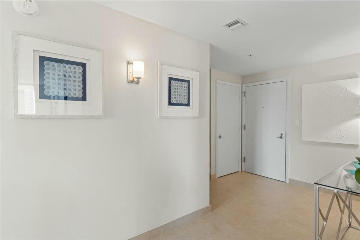 CITYPLACE SOUTH TOWER CONDO - Residential Lease