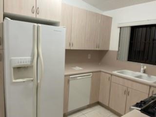 Lakes Acadia Unit 07 - Residential Lease