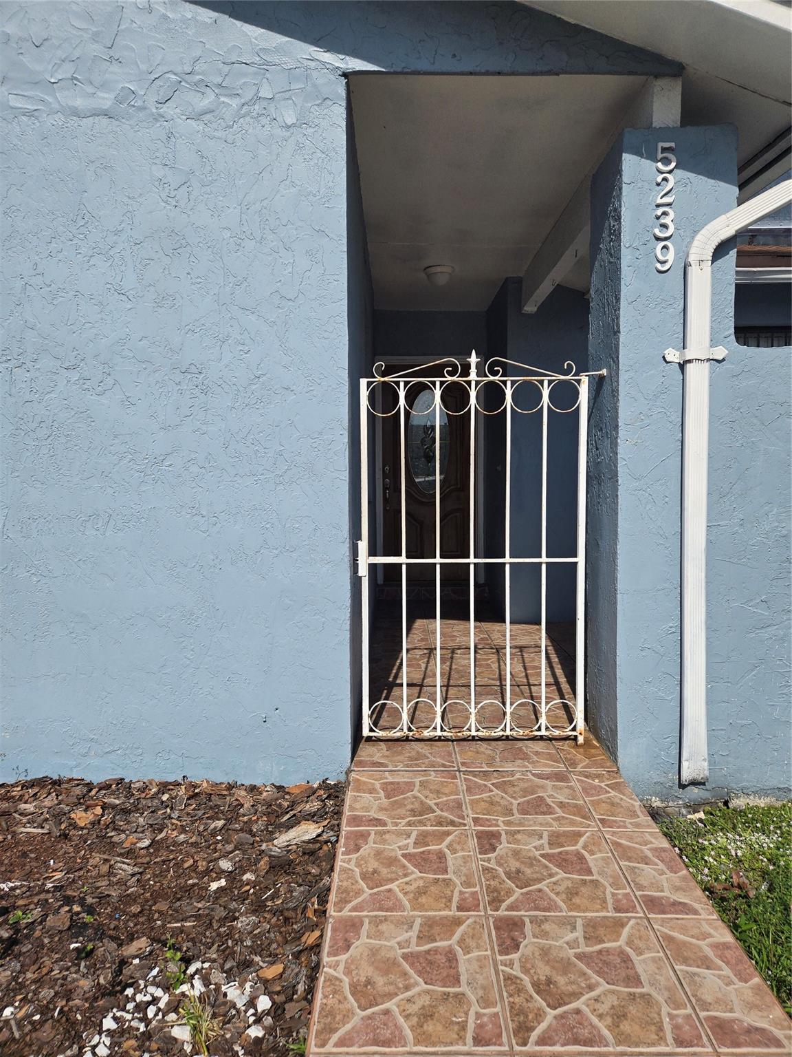 Lakes Acadia Unit 07 - Residential Lease