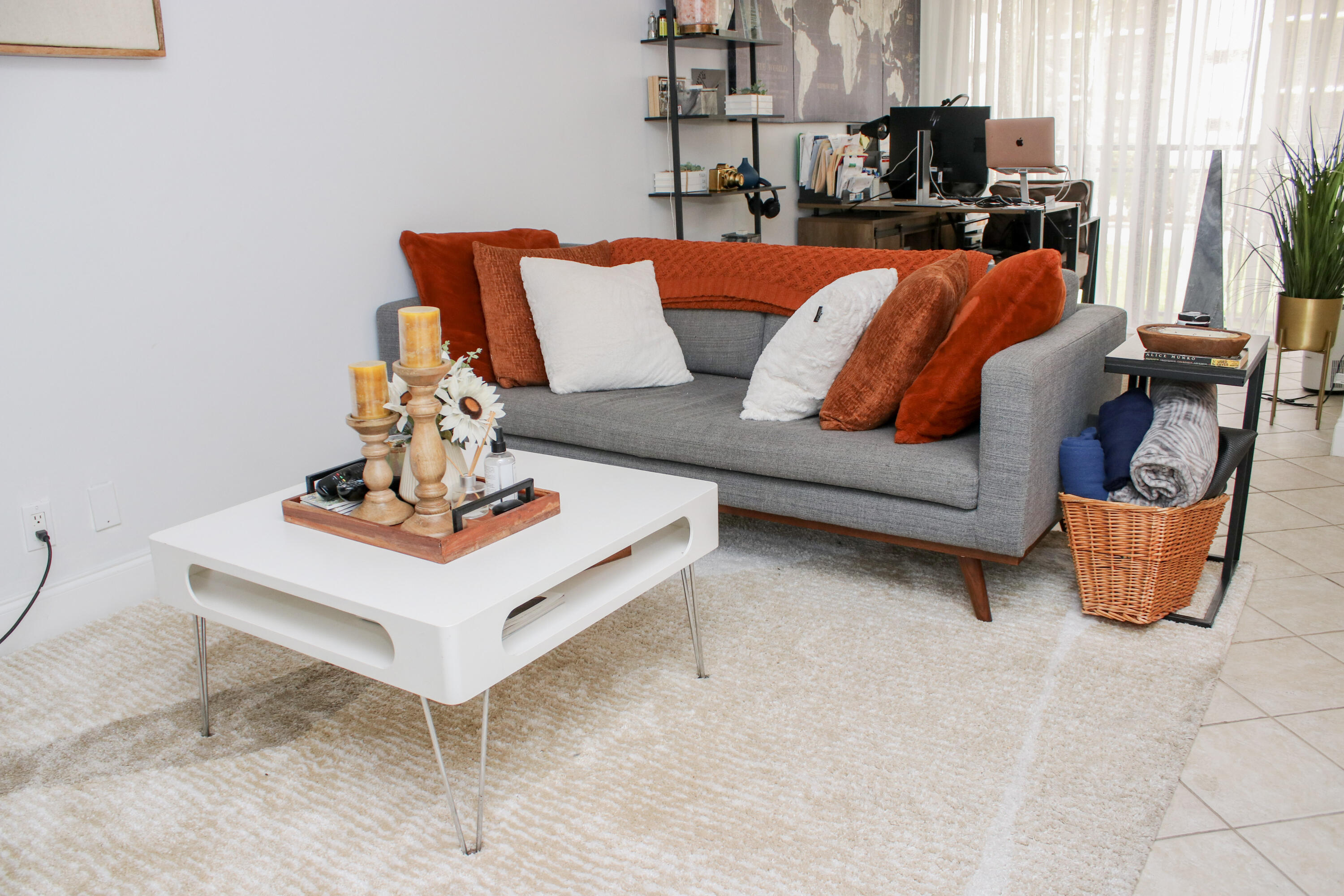 PLAZA OF AMERICAS CONDO PART 3 - Residential